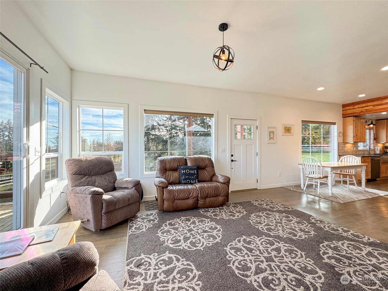2502 Monroe Road Port Angeles, WA 98362 - Photo 6 of 40 Gallery Image 6