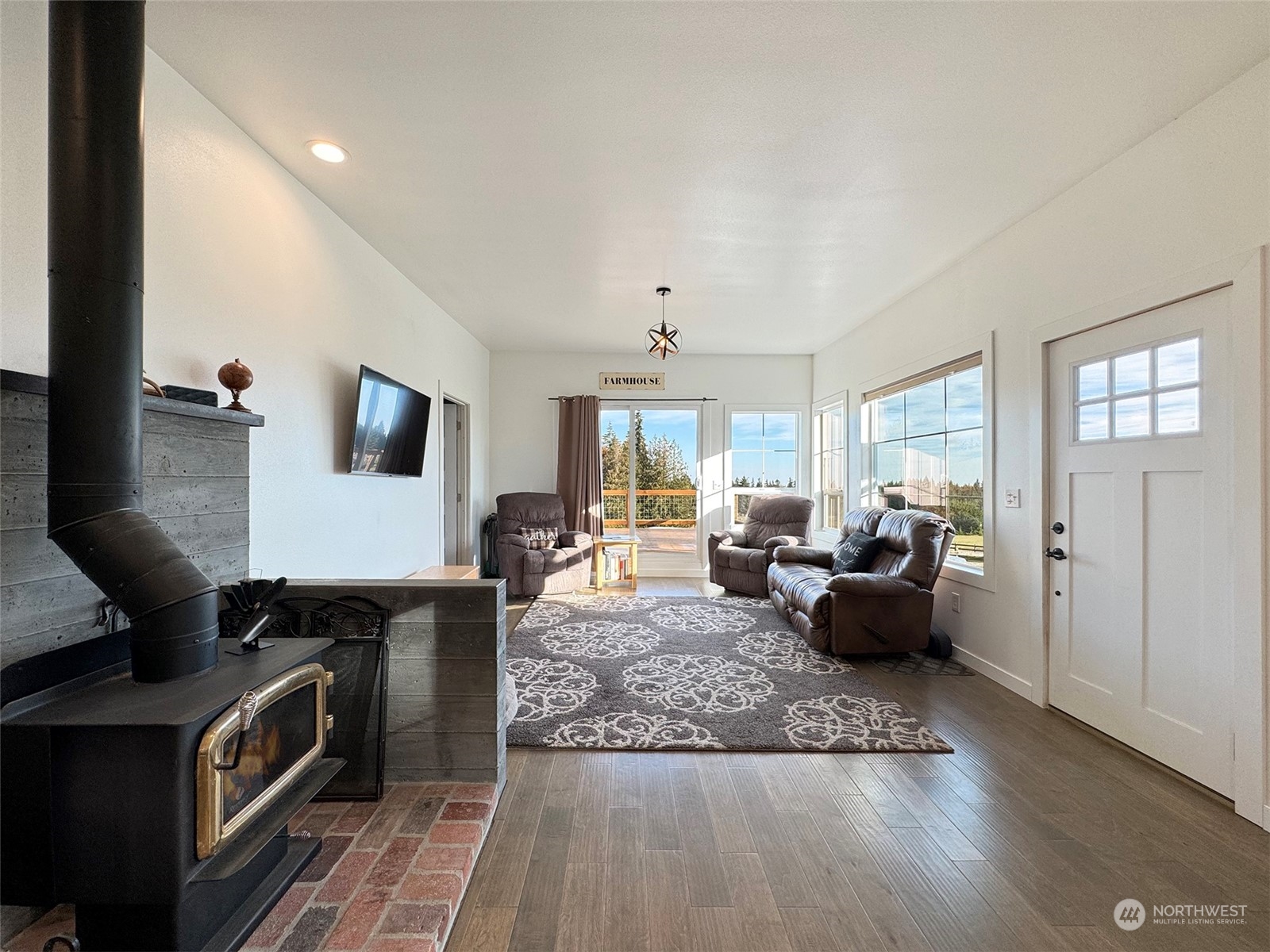 2502 Monroe Road Port Angeles, WA 98362 - Photo 10 of 40 Gallery Image 10