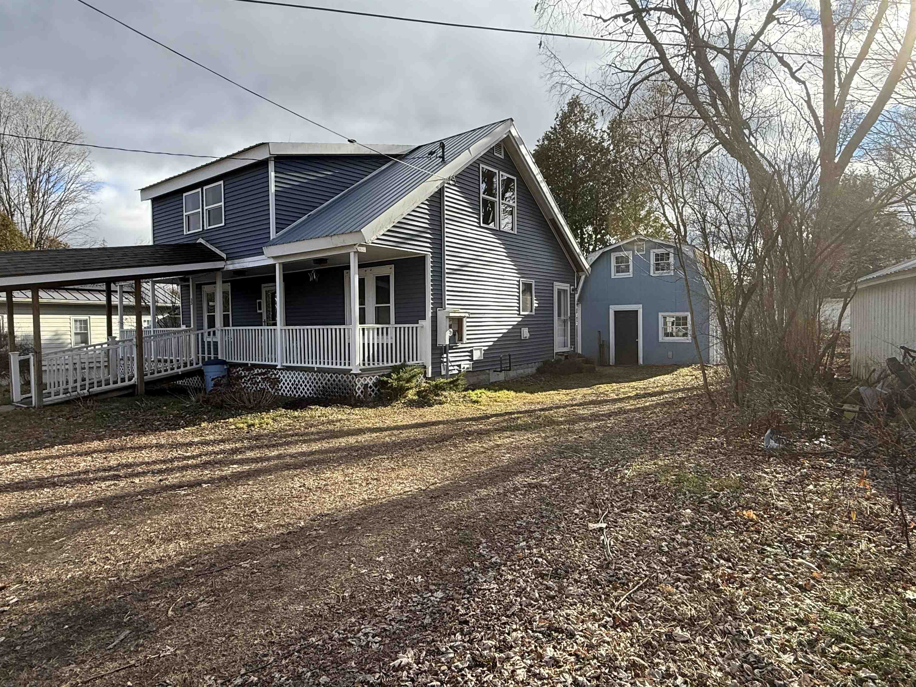 33 Maple Street Randolph, VT 05060 - Photo 2 of 23