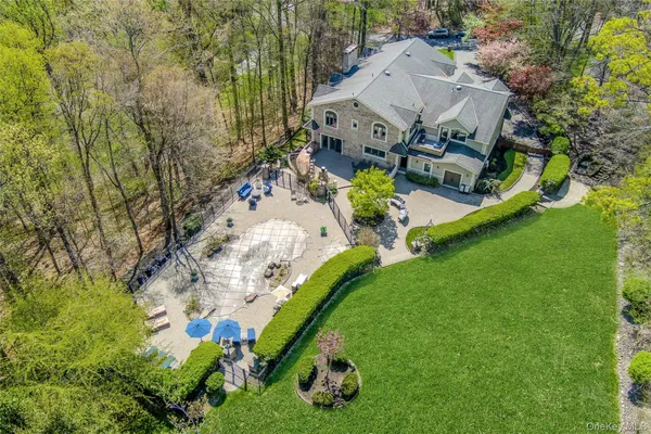 $3,499,999 | 12 Rollingwood Drive, New City, NY 10956