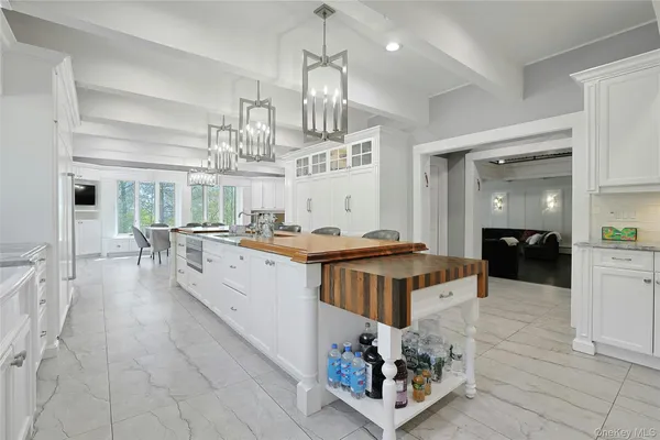 $3,499,999 | 12 Rollingwood Drive, New City, NY 10956