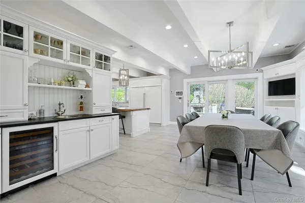 $3,499,999 | 12 Rollingwood Drive, New City, NY 10956