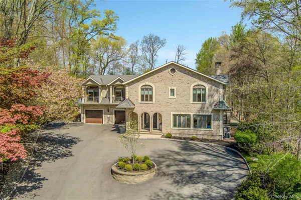 $3,499,999 | 12 Rollingwood Drive, New City, NY 10956