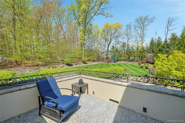 $3,499,999 | 12 Rollingwood Drive, New City, NY 10956