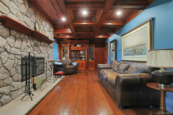 $3,499,999 | 12 Rollingwood Drive, New City, NY 10956