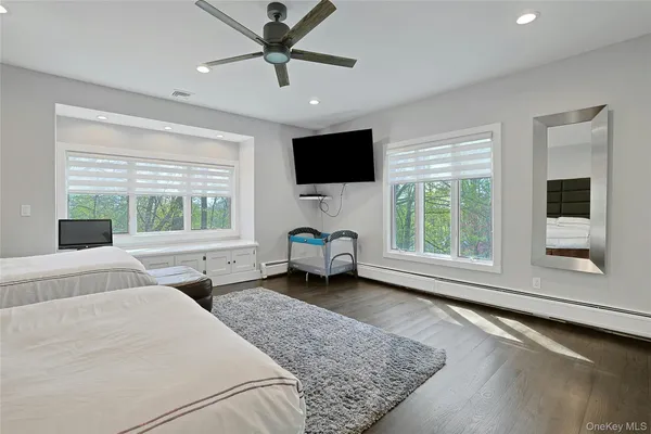 $3,499,999 | 12 Rollingwood Drive, New City, NY 10956