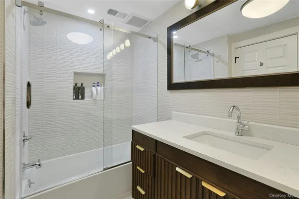 $3,499,999 | 12 Rollingwood Drive, New City, NY 10956