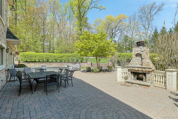 $3,499,999 | 12 Rollingwood Drive, New City, NY 10956