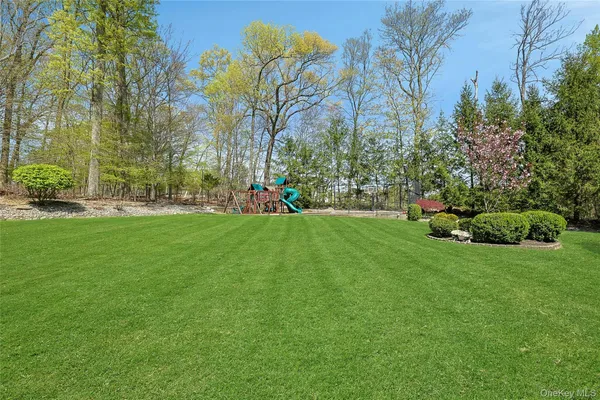 $3,499,999 | 12 Rollingwood Drive, New City, NY 10956