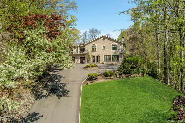 $3,499,999 | 12 Rollingwood Drive, New City, NY 10956