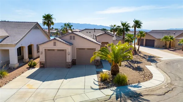 $469,900 | 10715 South Blue Water Bay, Unit BAY, Mohave Valley, AZ 86440