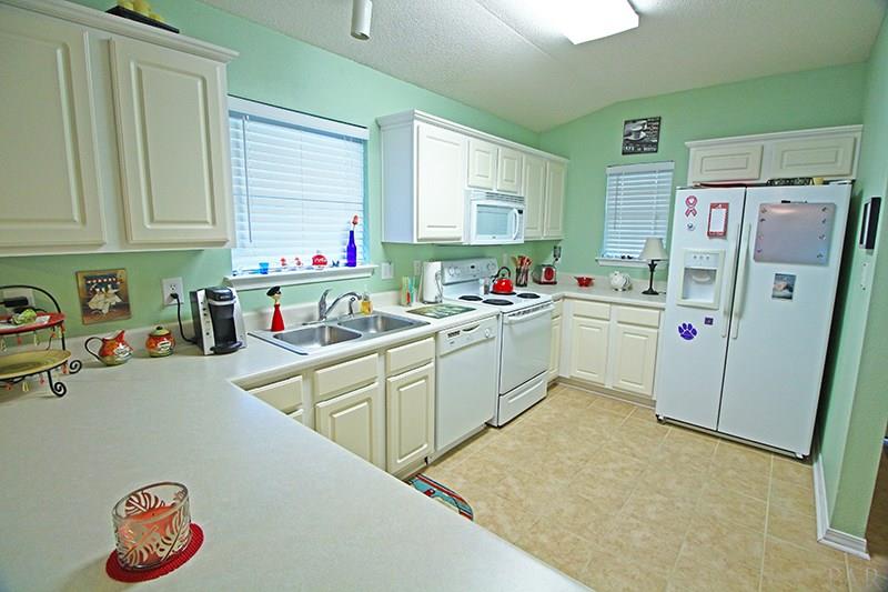 1087 Brownfield Road Pensacola, FL 32526 - Photo 8 of 23 Gallery Image 8