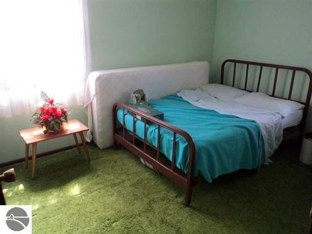 3671 Weber Road Traverse City, MI 49696 - Photo 12 of 25 1739181-11.JPG
