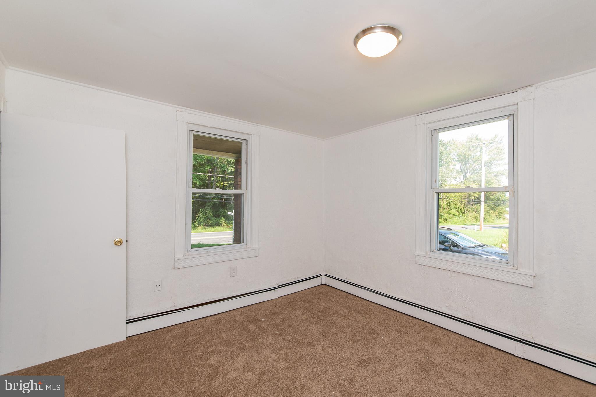 831 Back River Neck Road Baltimore, MD 21221 - Photo 16 of 30 Bedroom