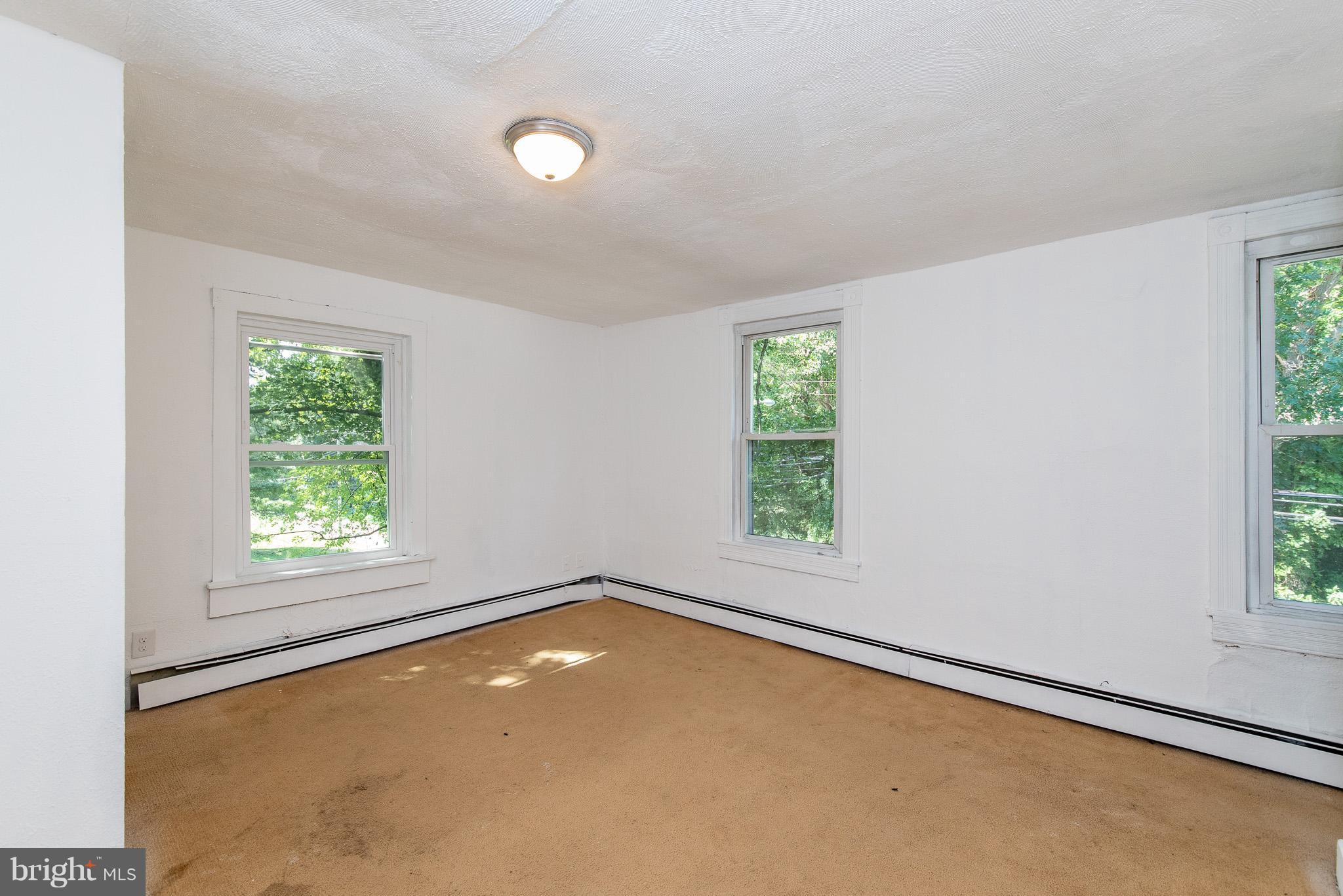 831 Back River Neck Road Baltimore, MD 21221 - Photo 24 of 30 Bedroom
