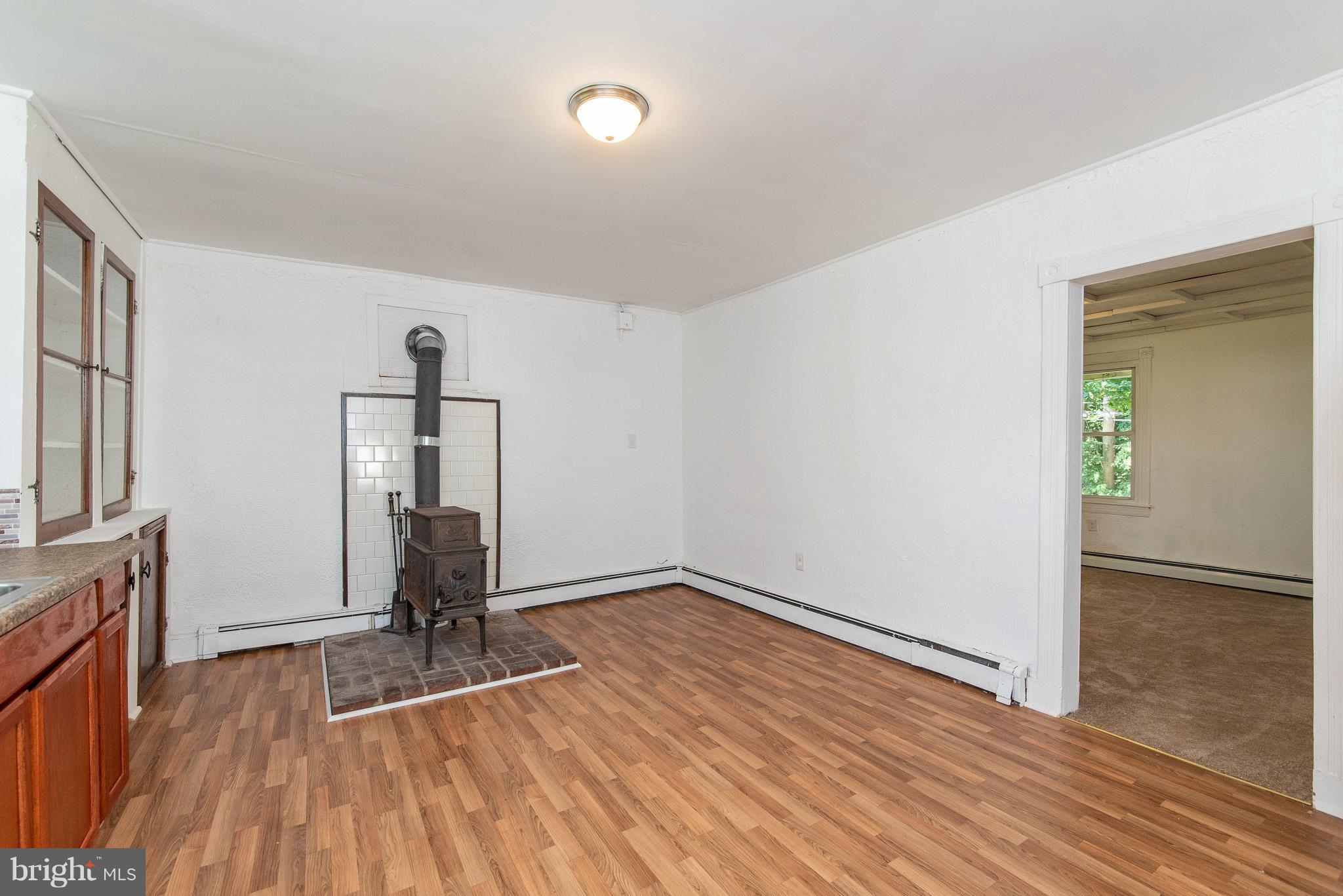 831 Back River Neck Road Baltimore, MD 21221 - Photo 10 of 30 Kitchen