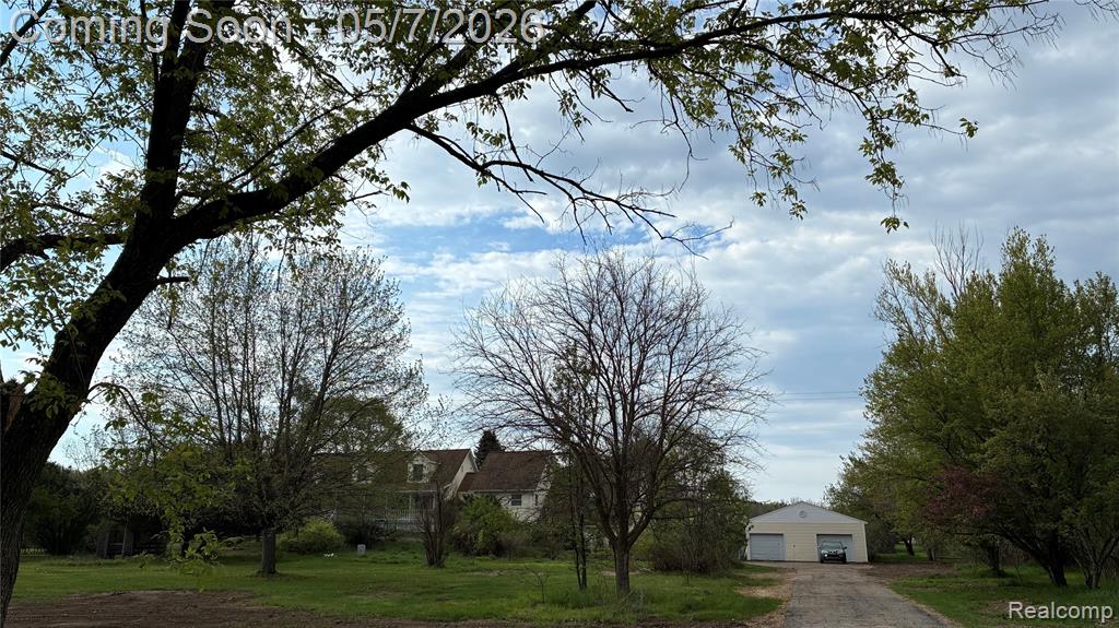 5081 Vines Road Howell, MI 48843 - Photo 10 of 77