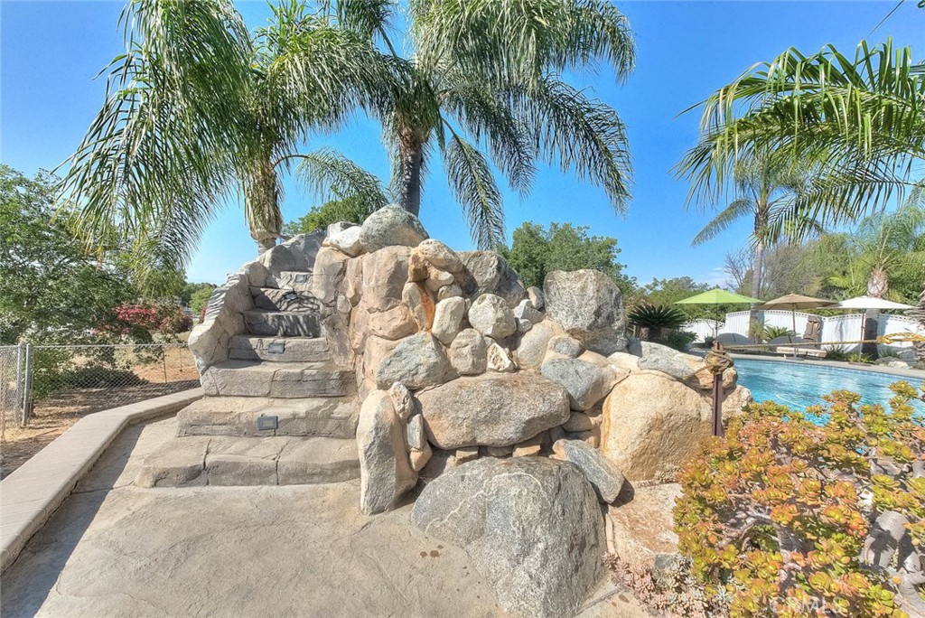 17292 Bali Drive Riverside, CA 92504 - Photo 17 of 75