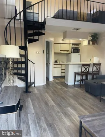 $2,100 | 2971 Valley Avenue, Winchester, VA 22601