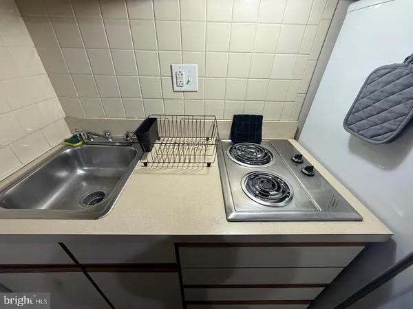 $2,100 | 2971 Valley Avenue, Winchester, VA 22601