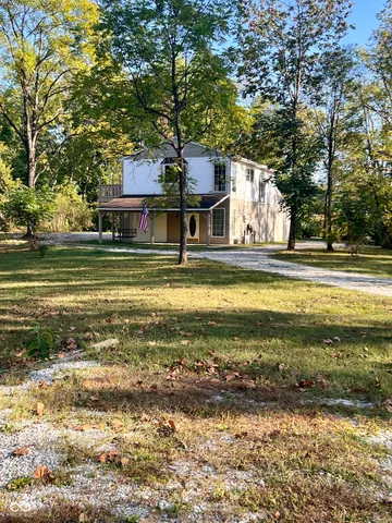 $215,000 | 8070 North Private Road 400, Brazil, IN 47834