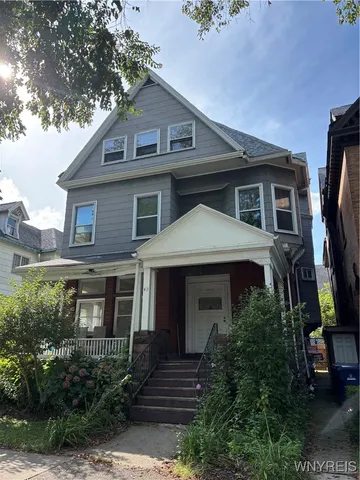 $1,499 | 42 Richmond Avenue, Unit 3, Buffalo, NY 14222