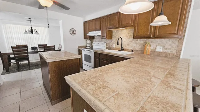 $2,900 | 787 Liberty Street, Englewood, FL 34223