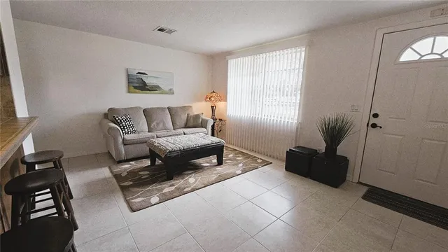 $2,900 | 787 Liberty Street, Englewood, FL 34223