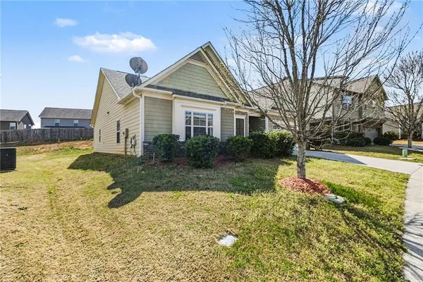 $395,000 | 4611 Summer View Drive, Gainesville, GA 30504