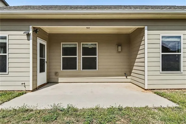 $395,000 | 4611 Summer View Drive, Gainesville, GA 30504