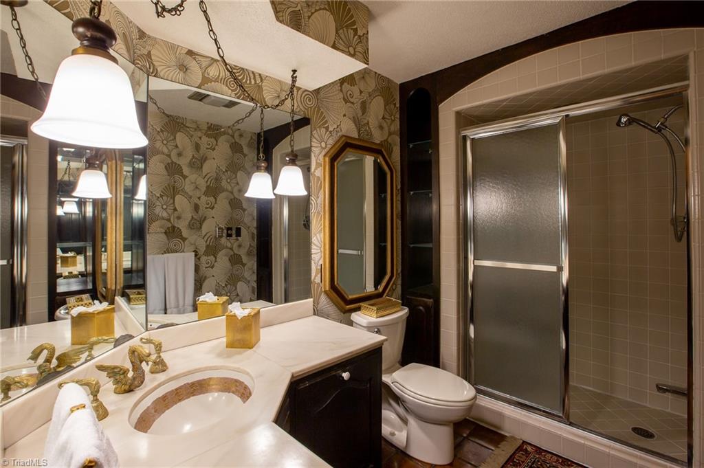 405 Albertson Road Thomasville, NC 27360 - Photo 33 of 43 Gallery Image 33