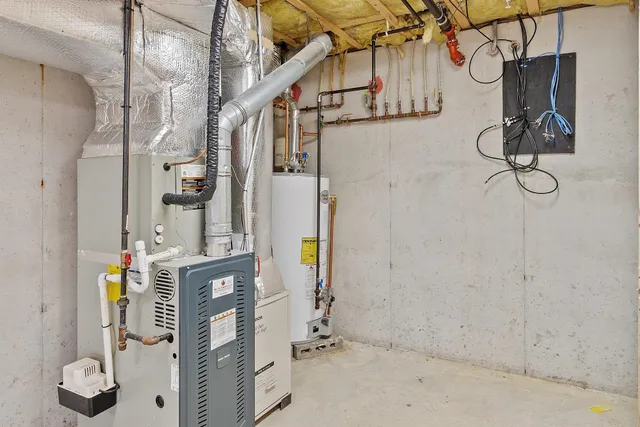 $2,700 | 10 Steeple Chase Drive, Hampstead, NH 03841