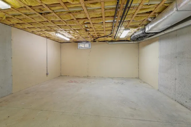 $2,700 | 10 Steeple Chase Drive, Hampstead, NH 03841