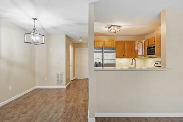 $2,700 | 10 Steeple Chase Drive, Hampstead, NH 03841