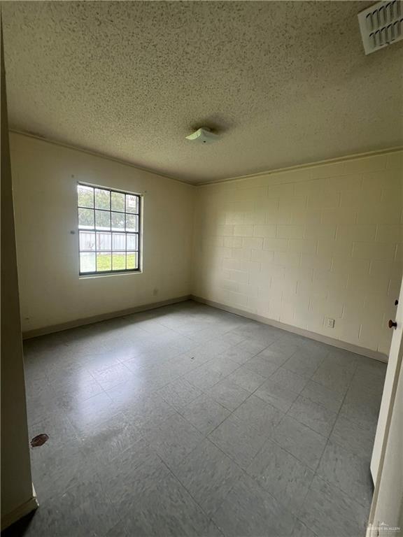 5020 La Homa Road Mission, TX 78574 - Photo 14 of 28 an empty room with a window