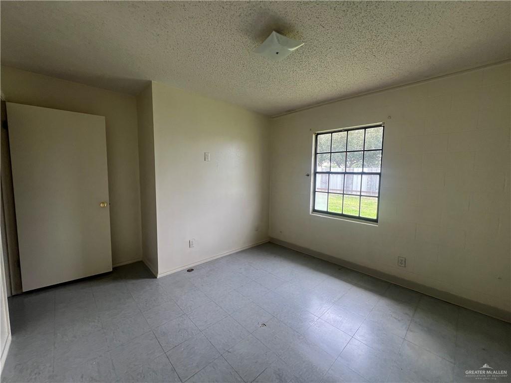 5020 La Homa Road Mission, TX 78574 - Photo 15 of 28 an empty room with a window