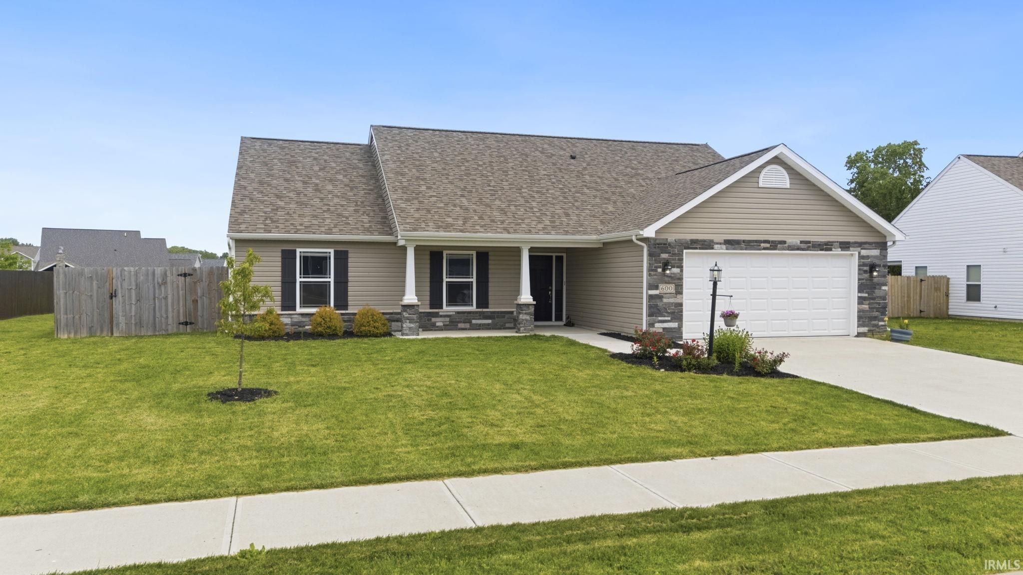 600 Harold Street Garrett, IN 46738 - Photo 3 of 36