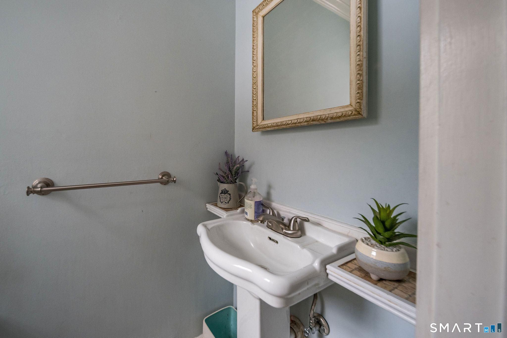 21 Little Hollow Road Madison, CT 06443 - Photo 16 of 37