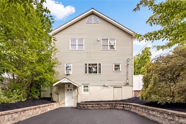 $725,000 | 6 Ursa Avenue, Greenwood Lake, NY 10925