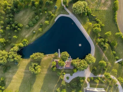 $3,950,000 | 3076 North 400 East Road, McLean, IL 61754