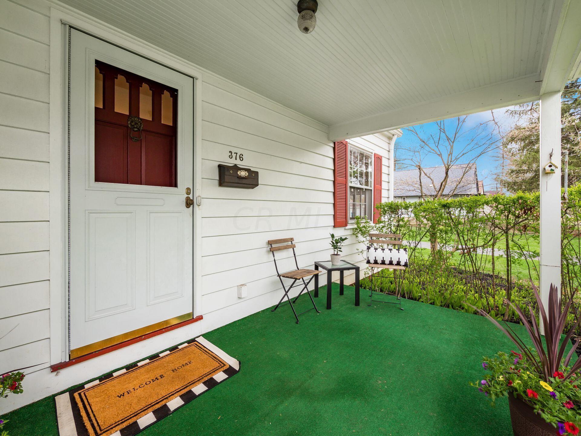 376 Chase Road Columbus, OH 43214 - Photo 5 of 82 Covered Front Porch