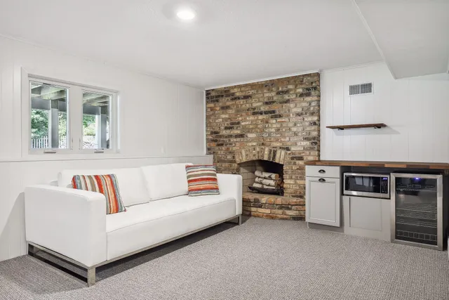 $5,200 | 18620 26th Avenue North, Plymouth, MN 55447