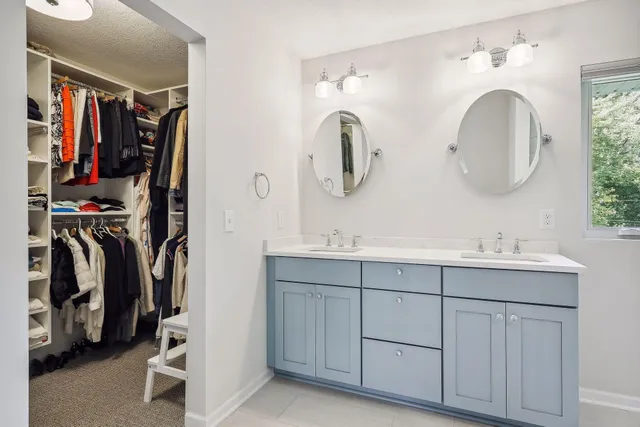 $5,200 | 18620 26th Avenue North, Plymouth, MN 55447