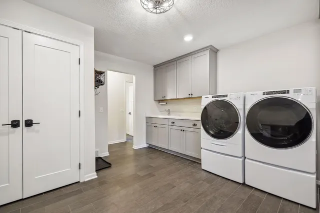 $5,200 | 18620 26th Avenue North, Plymouth, MN 55447