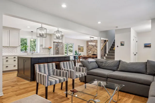 $5,200 | 18620 26th Avenue North, Plymouth, MN 55447