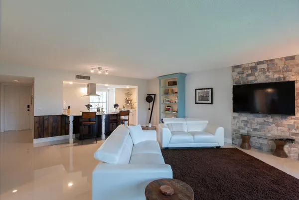 $255,000 | 9130 Southeast Riverfront Terrace, Unit L, Jupiter, FL 33469