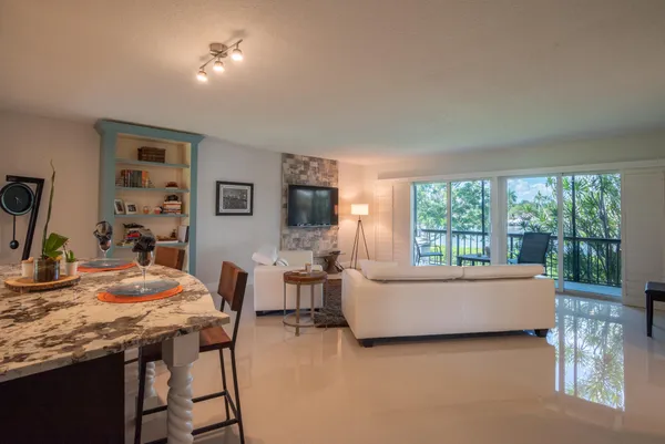 $255,000 | 9130 Southeast Riverfront Terrace, Unit L, Jupiter, FL 33469