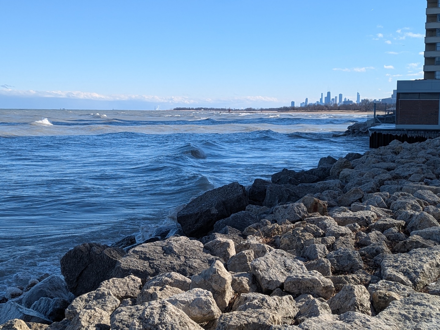 6171 North Sheridan Road, Unit 1408 Chicago, IL 60660 - Photo 12 of 24 a view of an ocean and beach