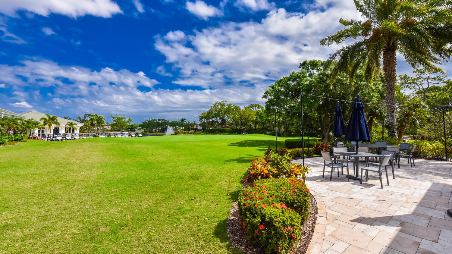 3510 Southeast Cambridge Drive Stuart, FL 34997 - Photo 4 of 54 a view of a chairs and table in the patio