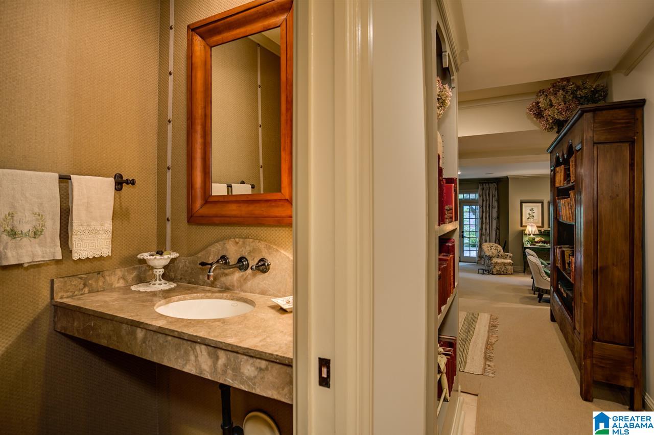 3057 Sterling Road Birmingham, AL 35213 - Photo 39 of 50